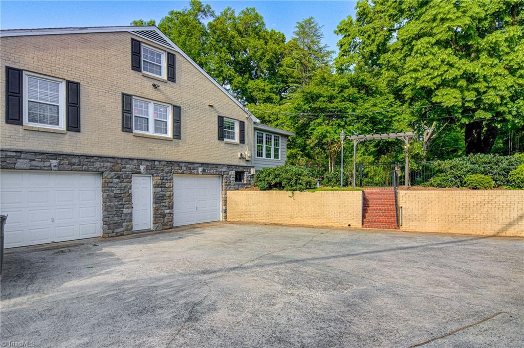 901 Arbor Road Winston-Salem, NC 27104 - Photo 34 of 47 Gallery Image 34