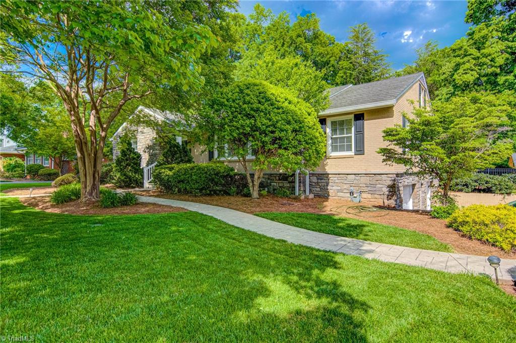 901 Arbor Road Winston-Salem, NC 27104 - Photo 4 of 47 Gallery Image 4