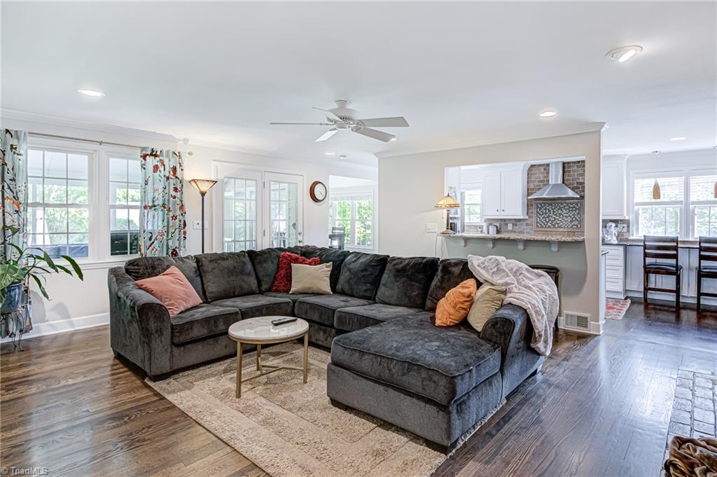 901 Arbor Road Winston-Salem, NC 27104 - Photo 8 of 47 Gallery Image 8