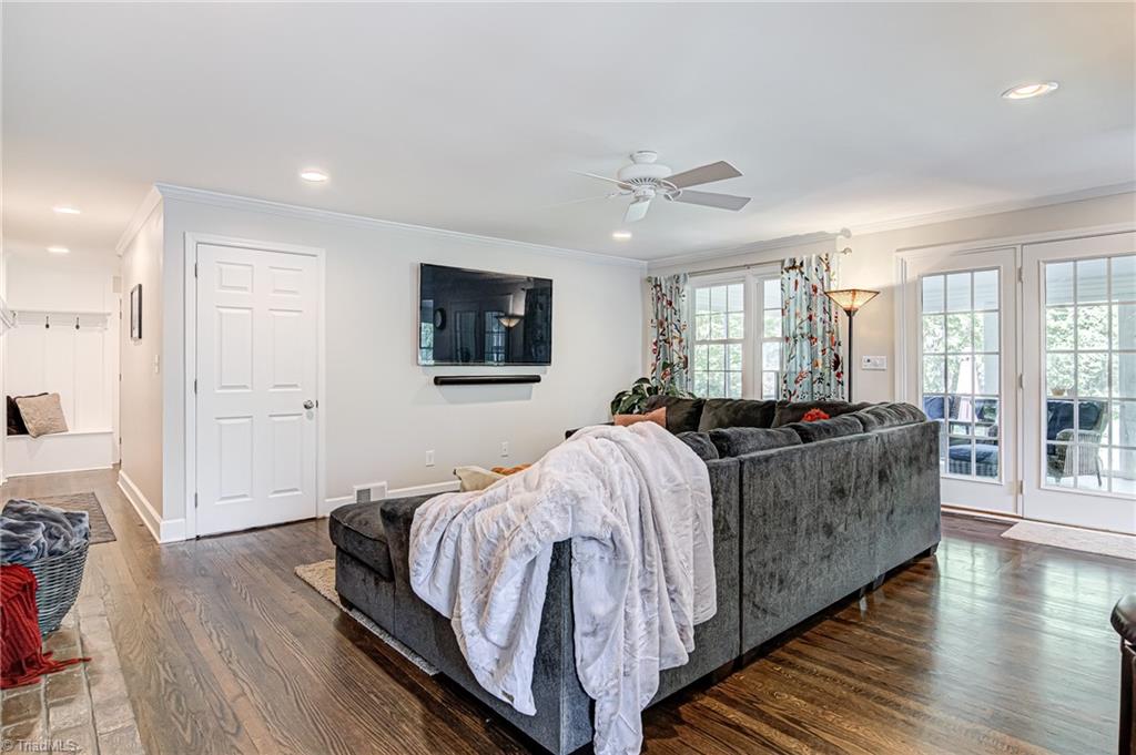 901 Arbor Road Winston-Salem, NC 27104 - Photo 9 of 47 Gallery Image 9