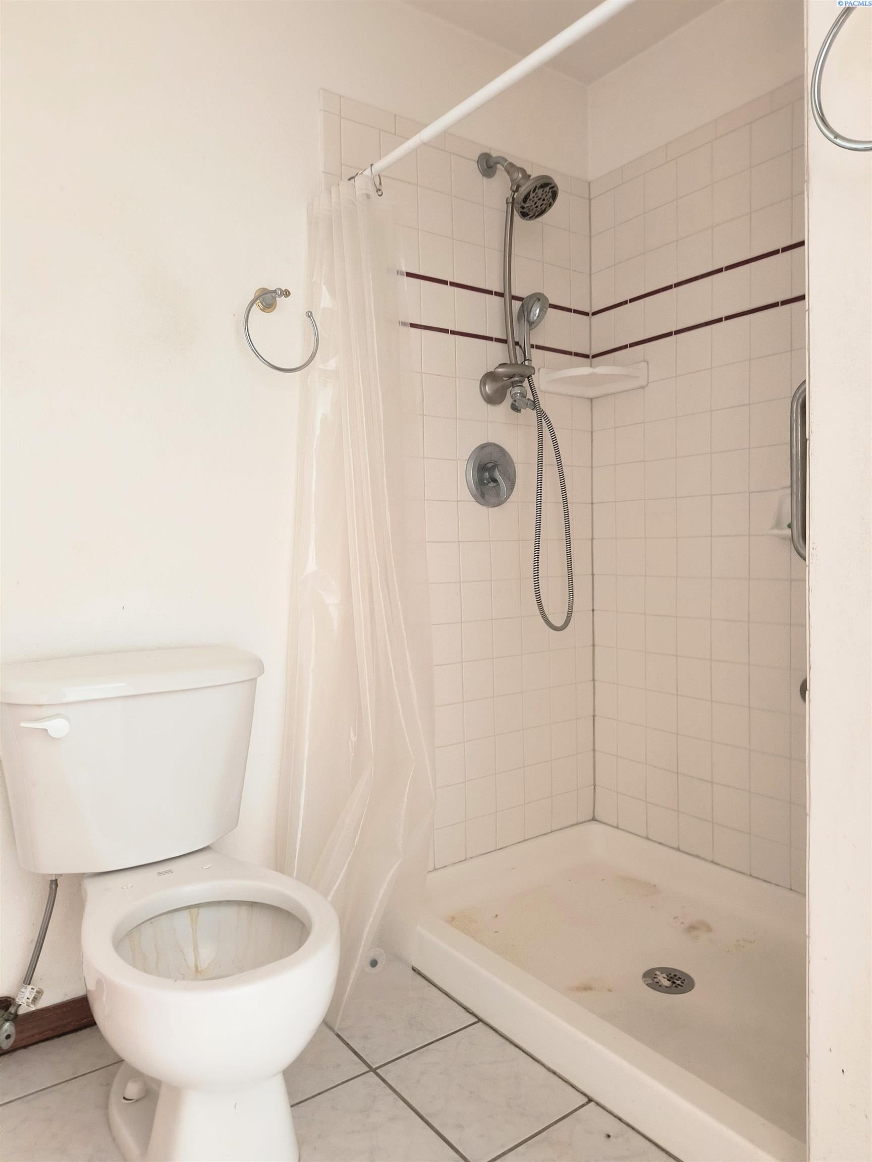 210703 East Bryson Brown Road Kennewick, WA 99337 - Photo 10 of 21 Gallery Image 10