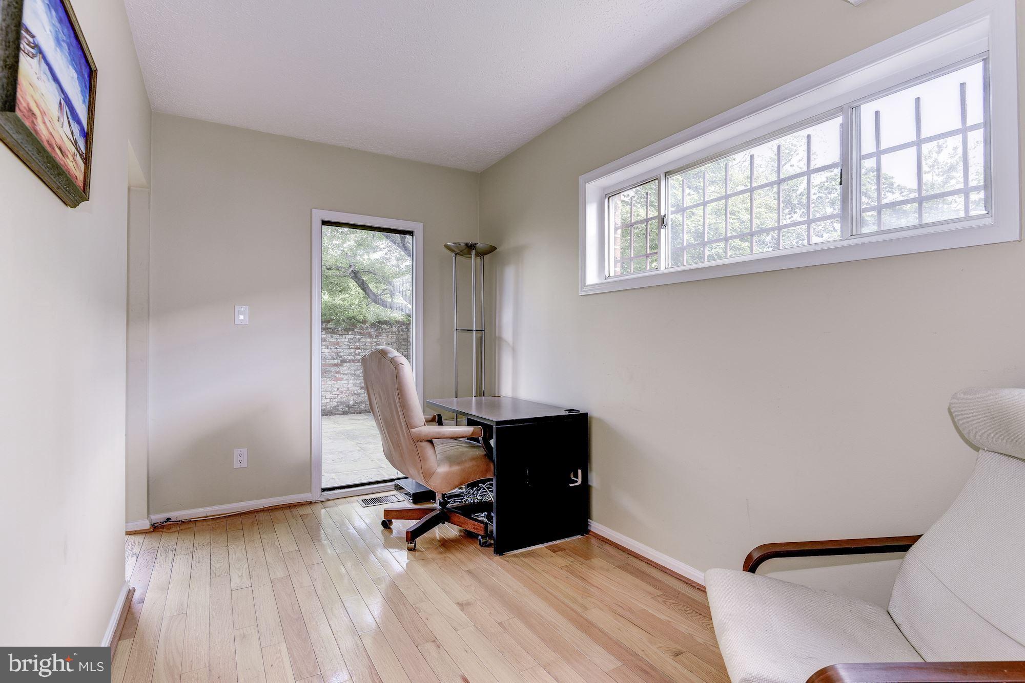 2045 North Glebe Road Arlington, VA 22207 - Photo 10 of 19 Interior (General)