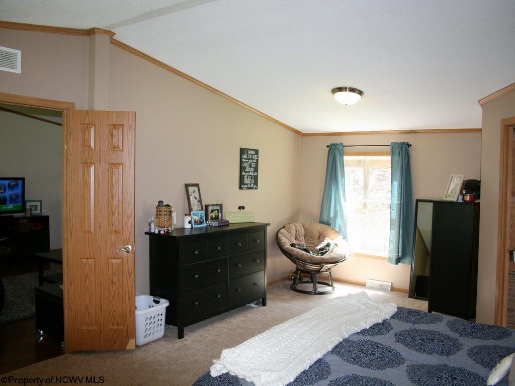 314 Wallace Road Wallace, WV 26448 - Photo 16 of 19 Gallery Image 16