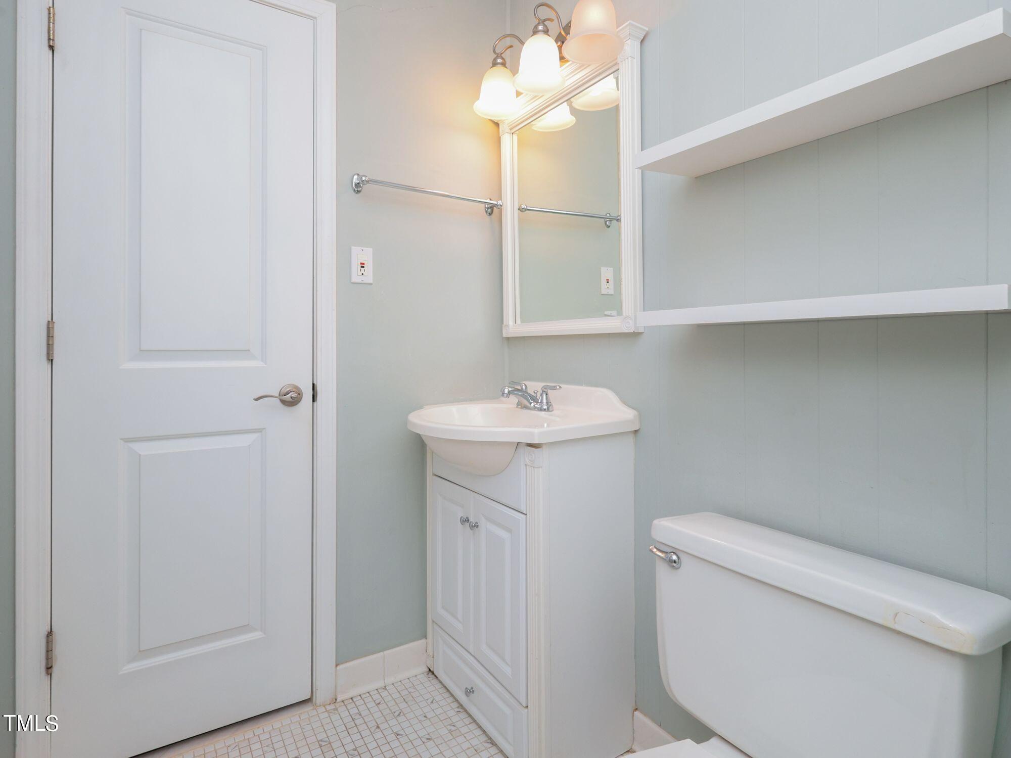 529 Harvard Street Raleigh, NC 27609 - Photo 28 of 48 H30