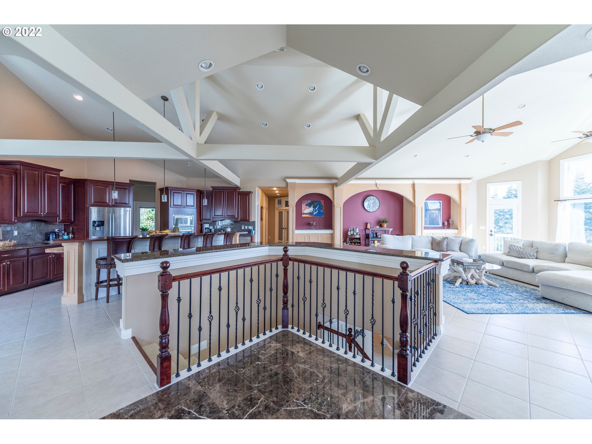 19460 Eastside Road Lake Oswego, OR 97034 - Photo 4 of 30 Gallery Image 4