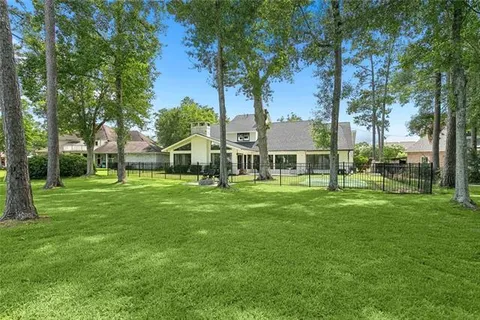 $874,000 | 237 Evangeline Drive, Mandeville, LA 70471