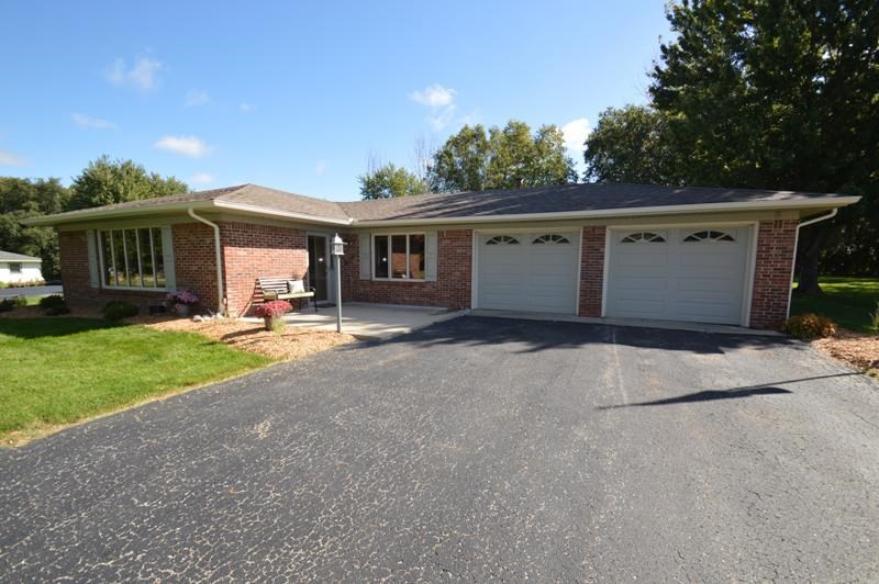 1831 Roundabout Road Monticello, IN 47960 - Photo 1 of 18 Gallery Image 1