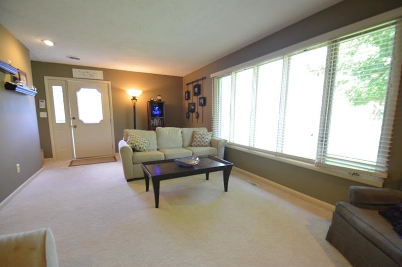 1831 Roundabout Road Monticello, IN 47960 - Photo 4 of 18 Gallery Image 4