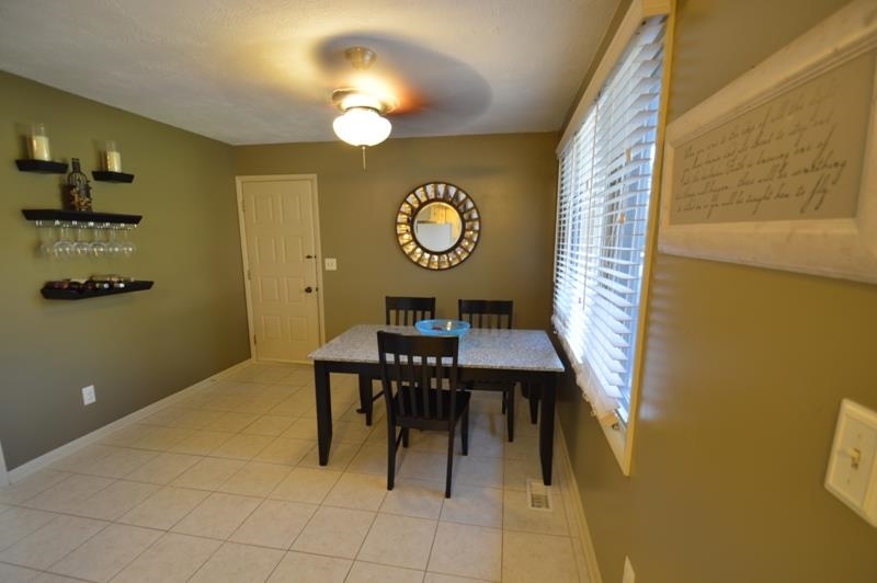 1831 Roundabout Road Monticello, IN 47960 - Photo 7 of 18 Gallery Image 7