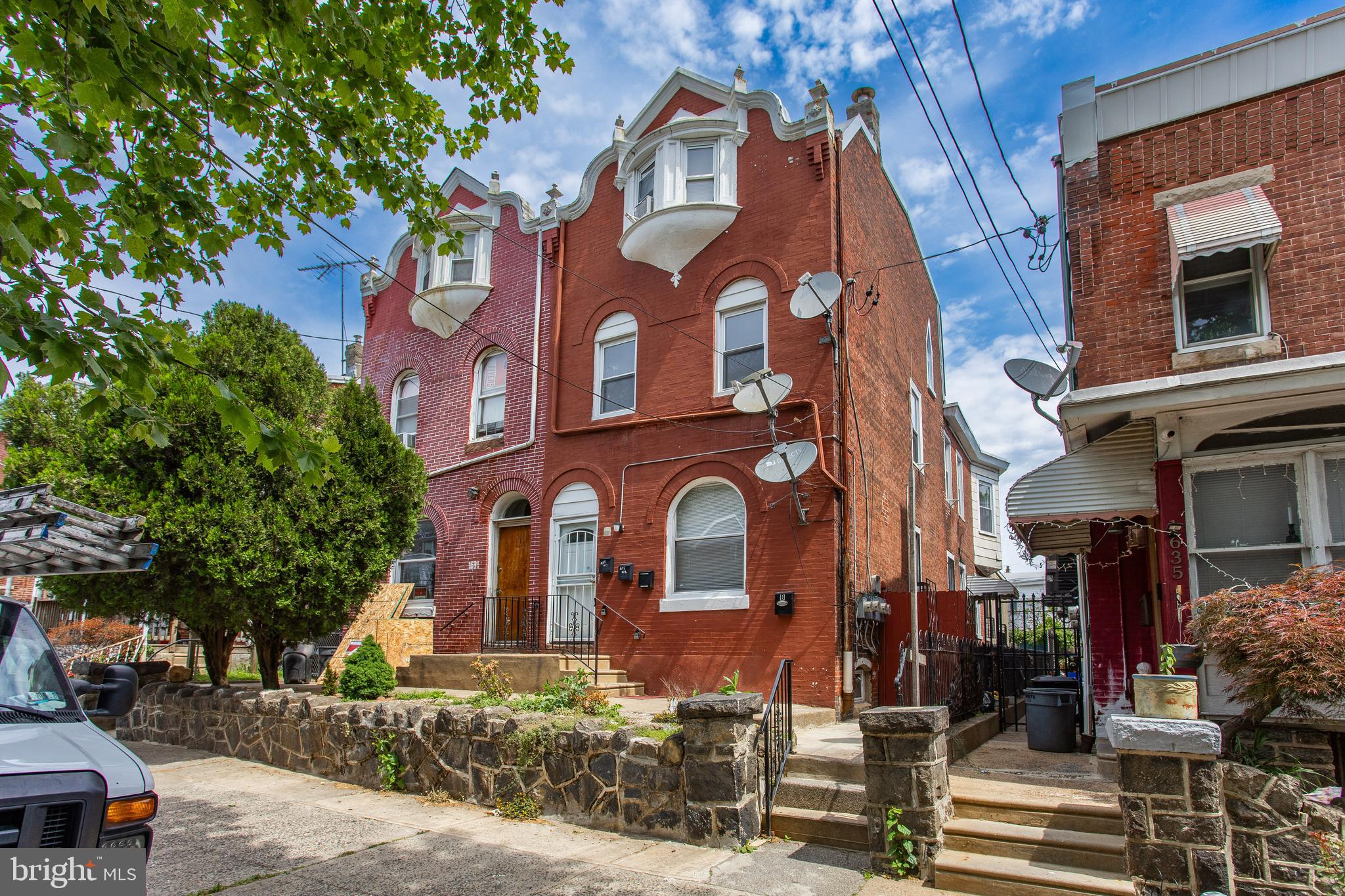 1633 Wakeling Street, Unit 2 Philadelphia, PA 19124 - Photo 1 of 19