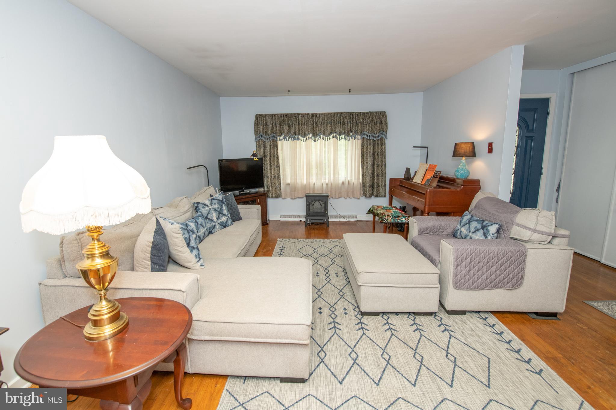 506 Berwyn Road Morrisville, PA 19067 - Photo 3 of 27 Gallery Image 3