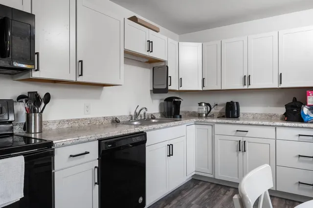 $350,000 | 122 1st Street Northwest, Mayville, ND 58257