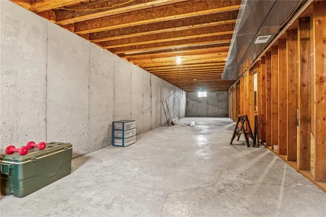 $450,000 | 24308 Tower Drive, Cleveland, MO 64734