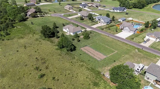 $450,000 | 24308 Tower Drive, Cleveland, MO 64734