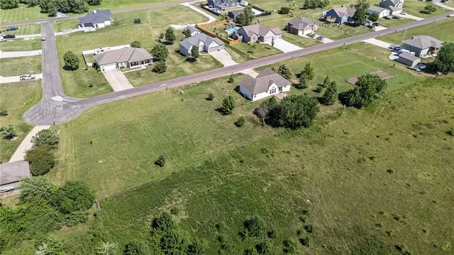 $450,000 | 24308 Tower Drive, Cleveland, MO 64734