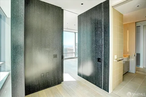 $1,185,000 | 181 Fremont Street, Unit 54J, San Francisco, CA 94105