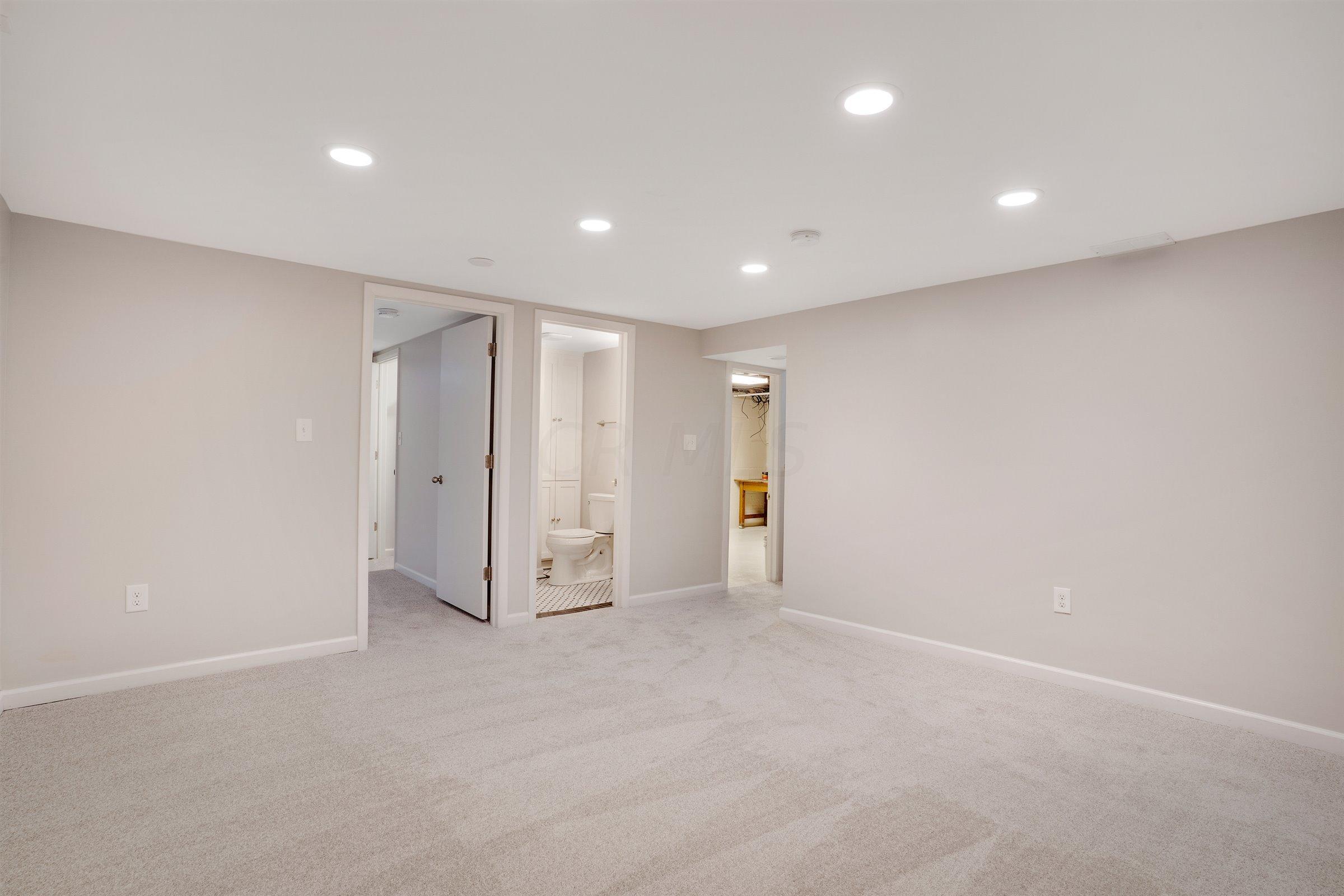 2728 Coventry Road Columbus, OH 43221 - Photo 47 of 57 Gallery Image 47