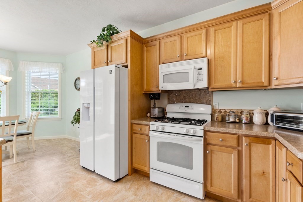 161 Granby Road South Hadley, MA 01075 - Photo 16 of 42 Gallery Image 16