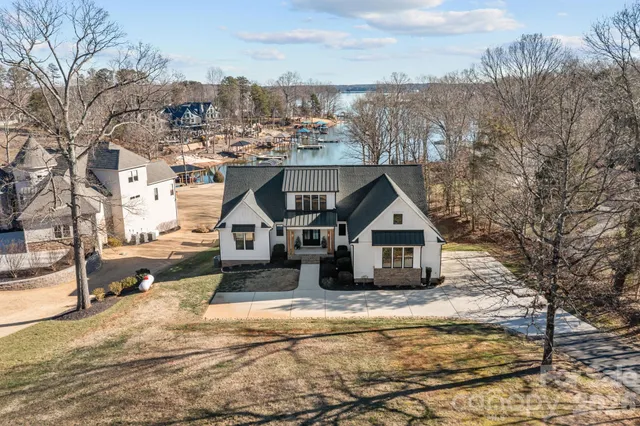 $2,650,000 | 5020 Slanting Bridge Road, Sherrills Ford, NC 28673