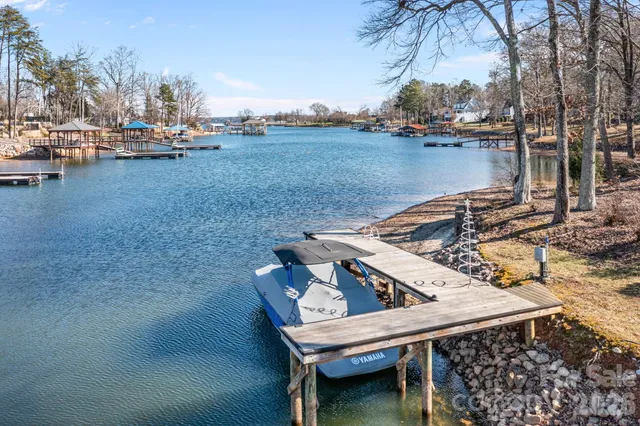 $2,650,000 | 5020 Slanting Bridge Road, Sherrills Ford, NC 28673