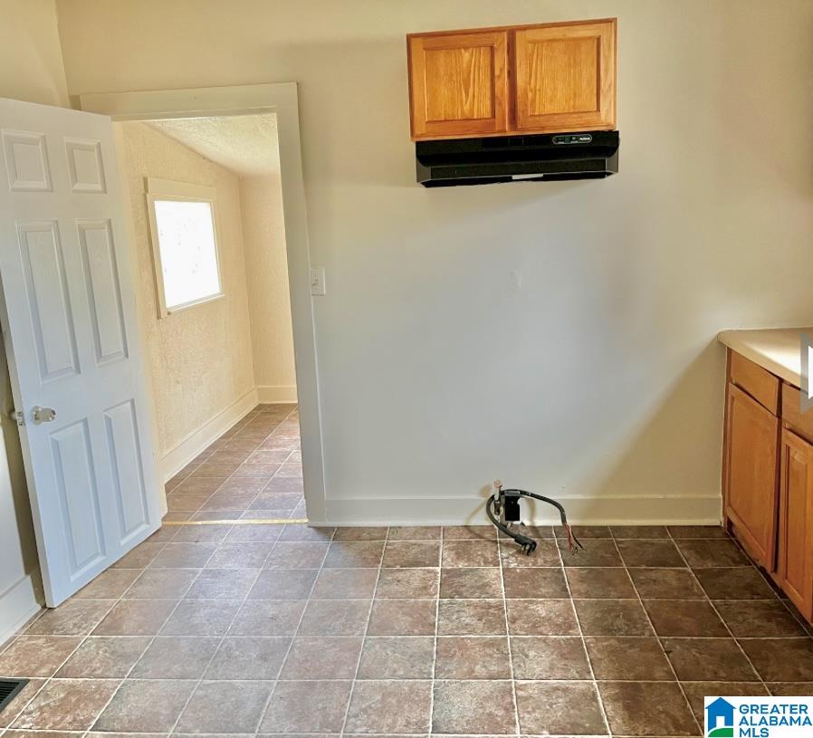 3321 Cedar Avenue Southwest Birmingham, AL 35221 - Photo 5 of 7