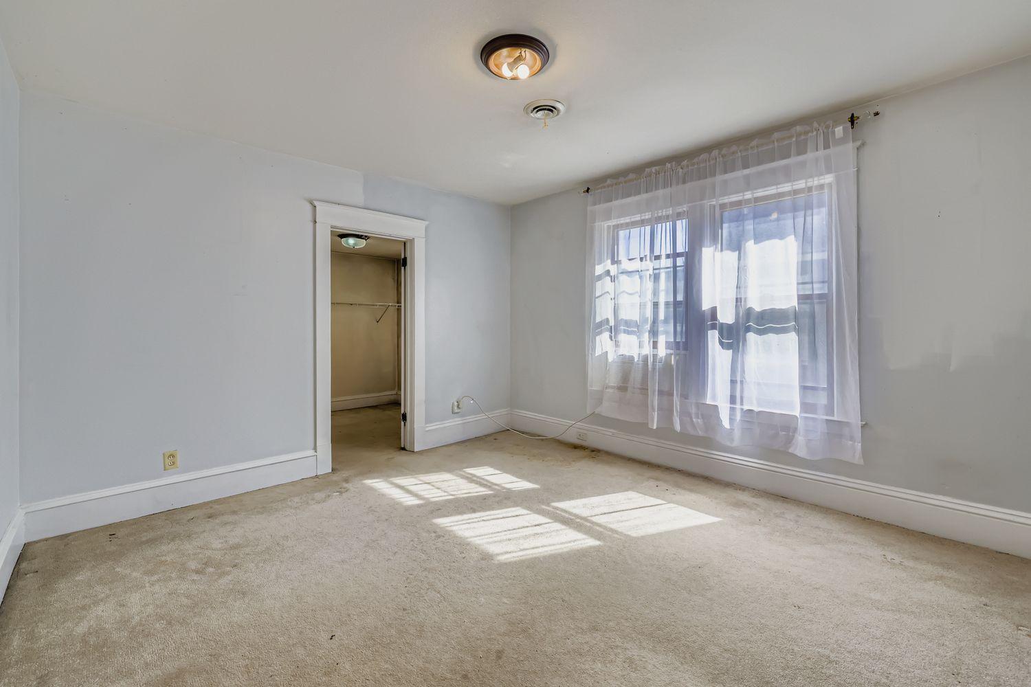 2718 North 4th Street Minneapolis, MN 55411 - Photo 6 of 11