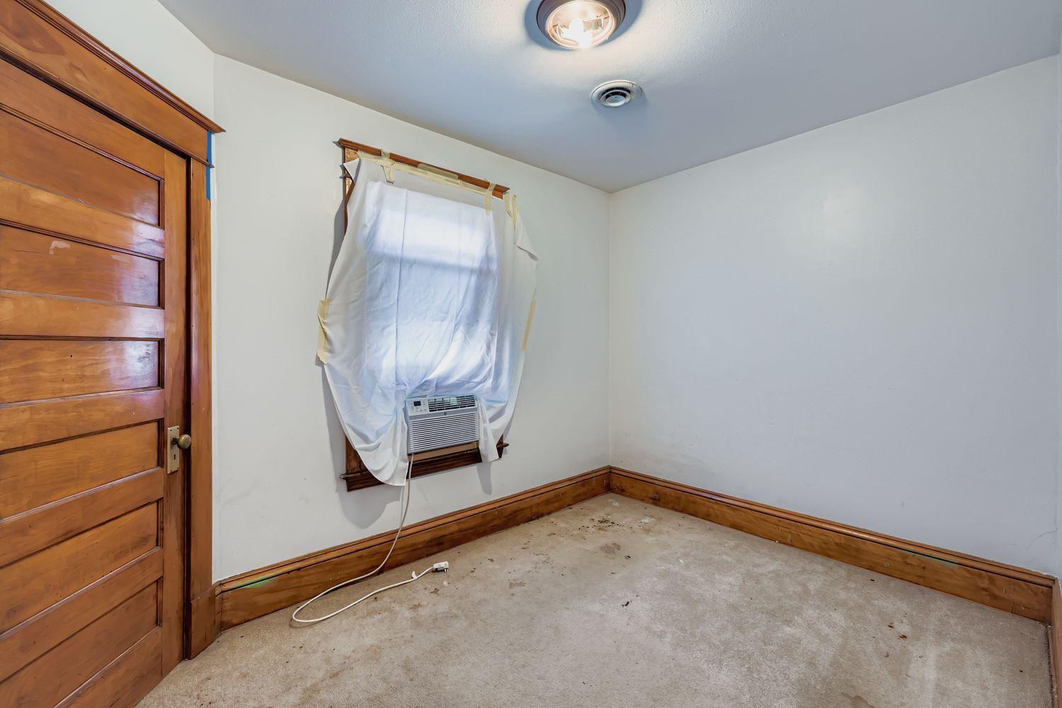 2718 North 4th Street Minneapolis, MN 55411 - Photo 8 of 11