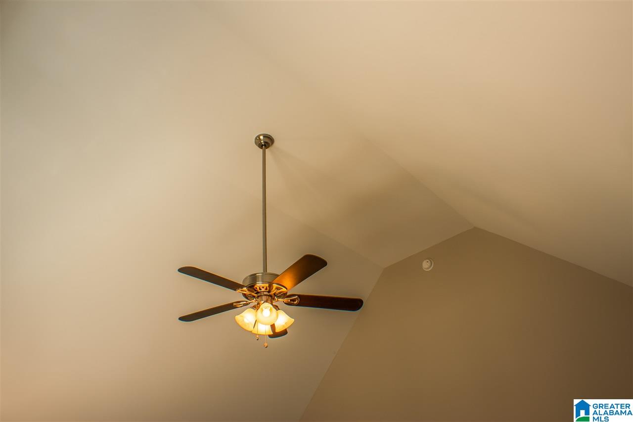 2592 Elvester Road Warrior, AL 35180 - Photo 3 of 26