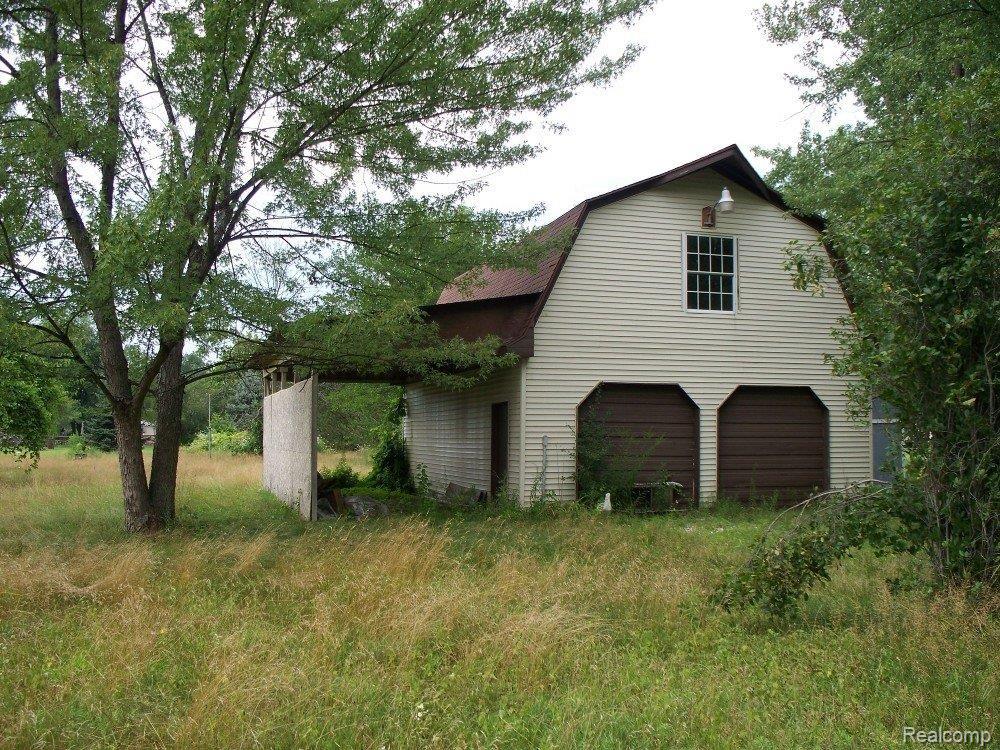 3080 Smith Road Lambertville, MI 48144 - Photo 2 of 4 smith 2