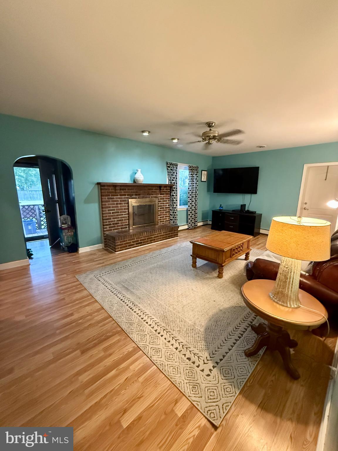 1608 Columbus Road Burlington, NJ 08016 - Photo 7 of 20 Inviting living space with cozy charm.