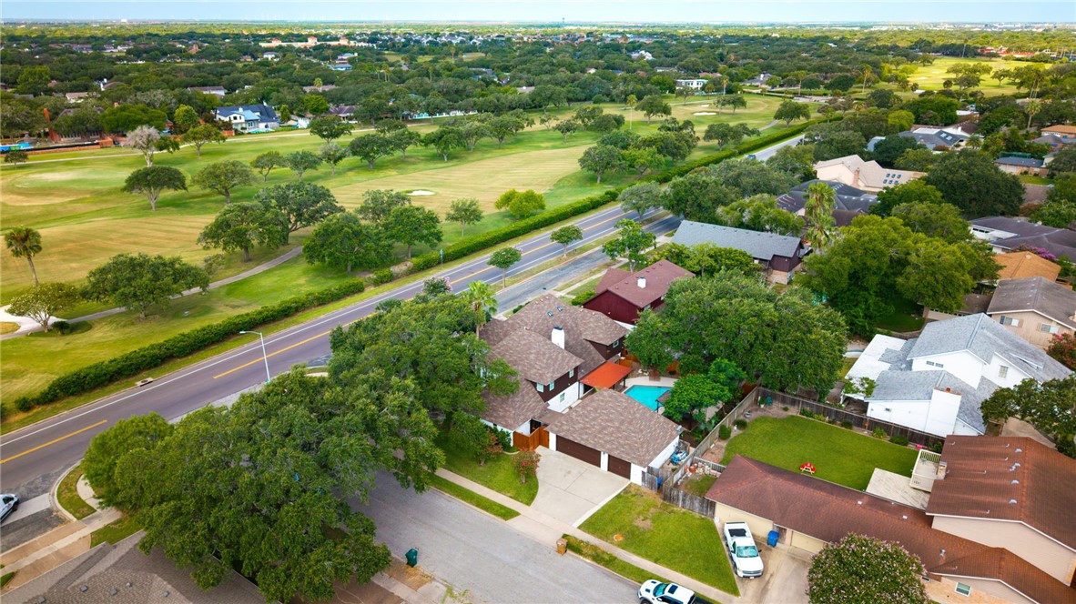 5222 Wooldridge Road Corpus Christi, TX 78413 - Photo 6 of 40 Gallery Image 6