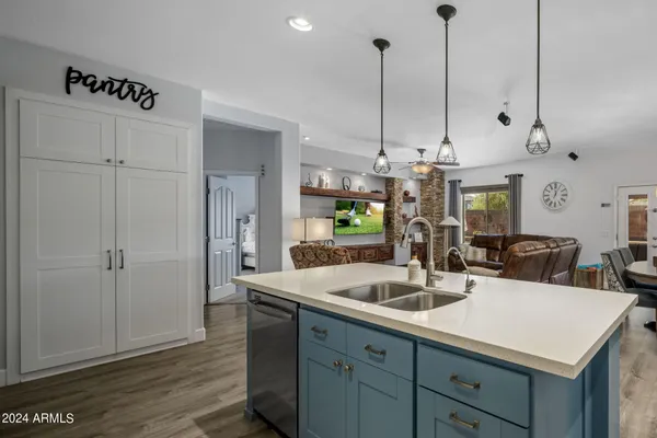$5,500 | 1537 East Indigo Street, Gilbert, AZ 85298