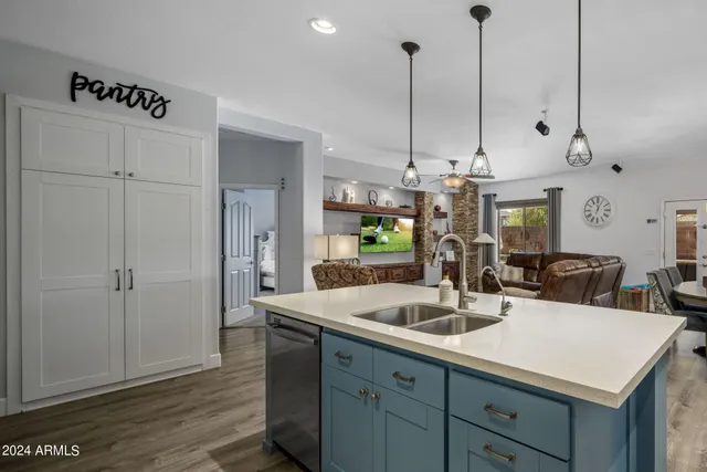 $5,500 | 1537 East Indigo Street, Gilbert, AZ 85298