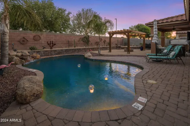 $5,500 | 1537 East Indigo Street, Gilbert, AZ 85298