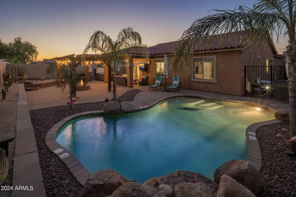 $5,500 | 1537 East Indigo Street, Gilbert, AZ 85298