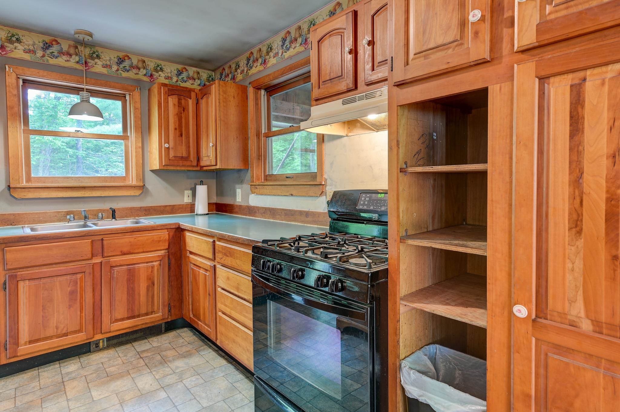 1661 Brownfield Road Conway, NH 03813 - Photo 11 of 35