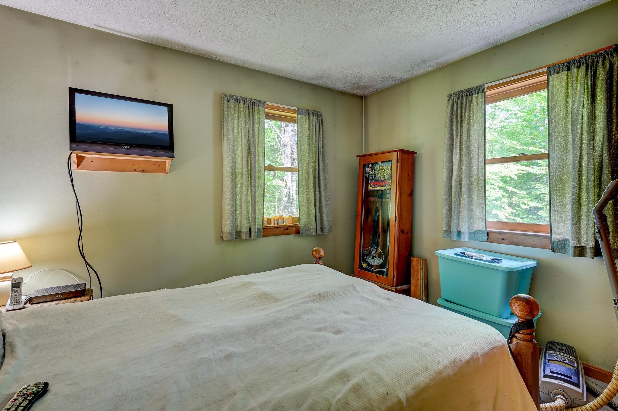 1661 Brownfield Road Conway, NH 03813 - Photo 13 of 35