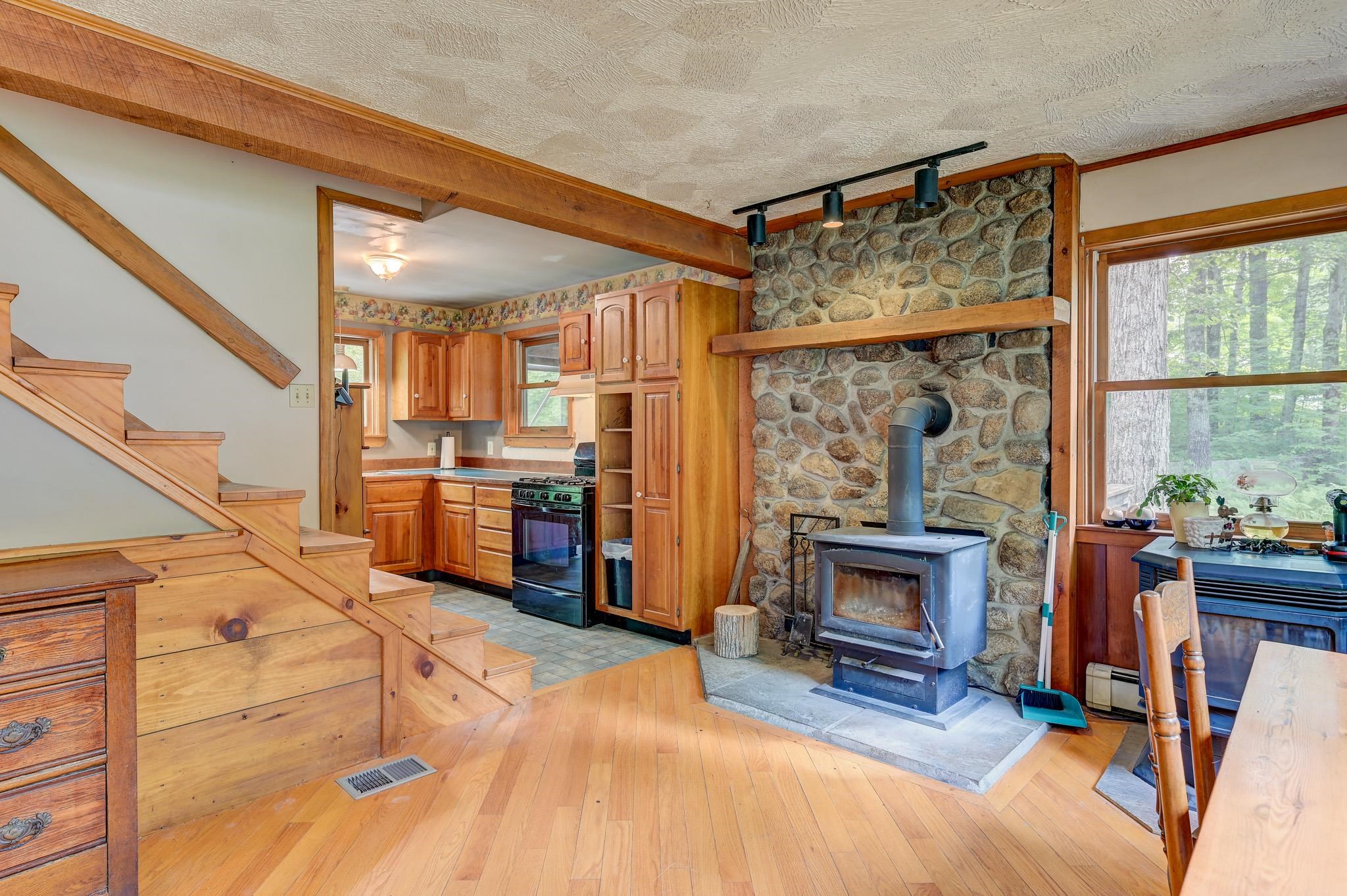 1661 Brownfield Road Conway, NH 03813 - Photo 7 of 35