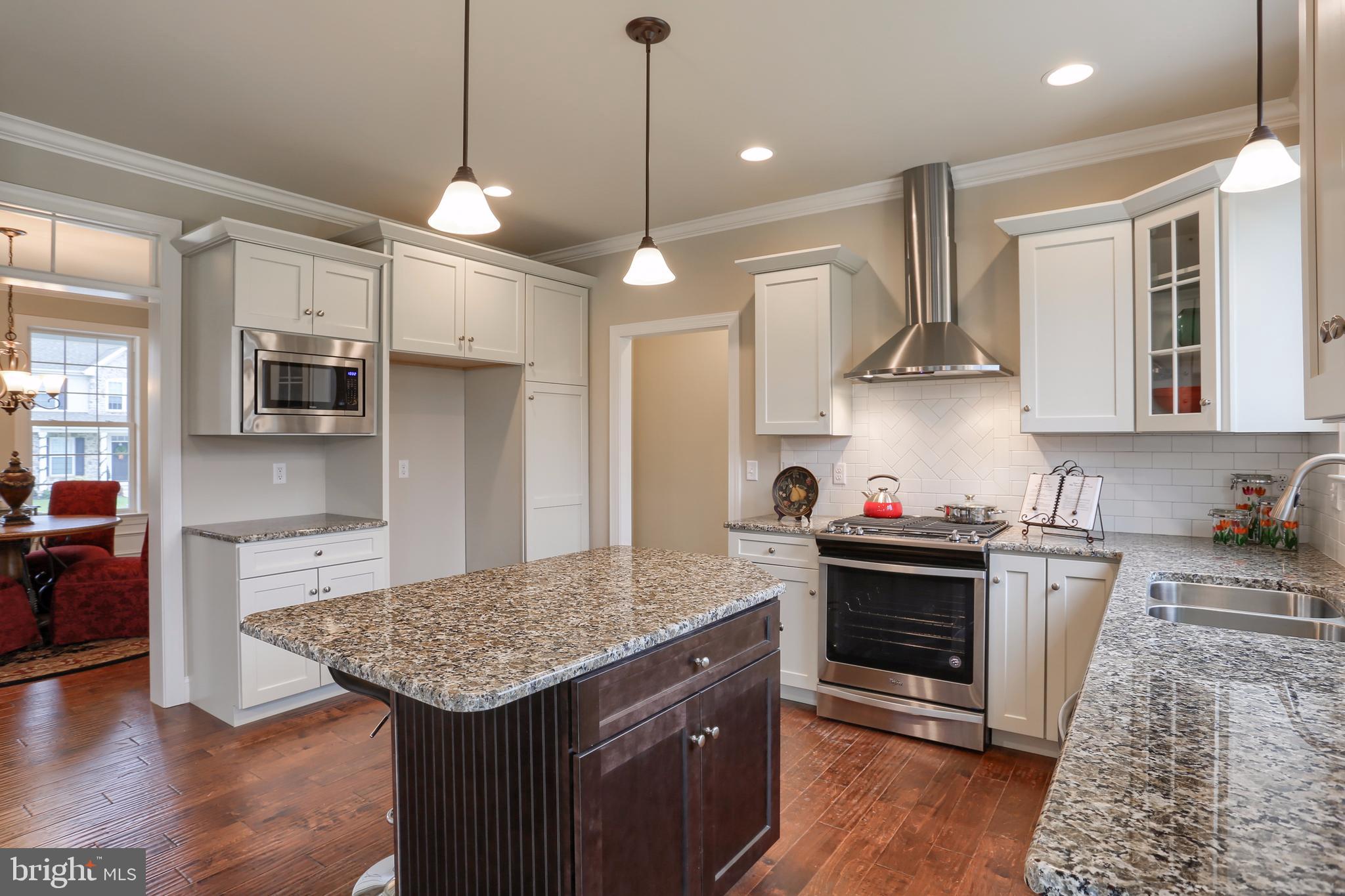 1033 Suffolk Drive Lititz, PA 17543 - Photo 19 of 45 Stainless steel appliances.