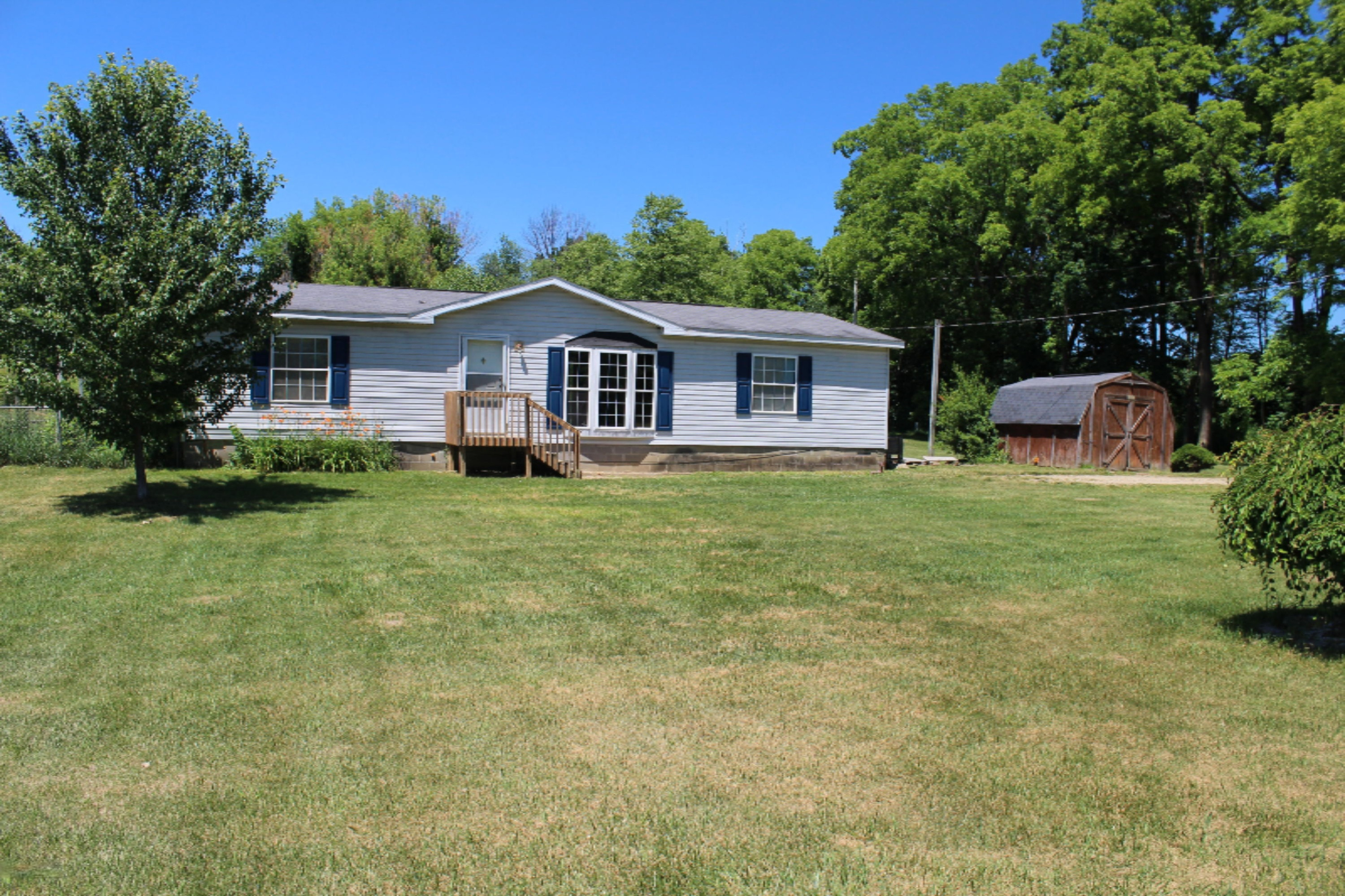 4735 Waldorf Road Delton, MI 49046 - Photo 13 of 16 IMG_5840