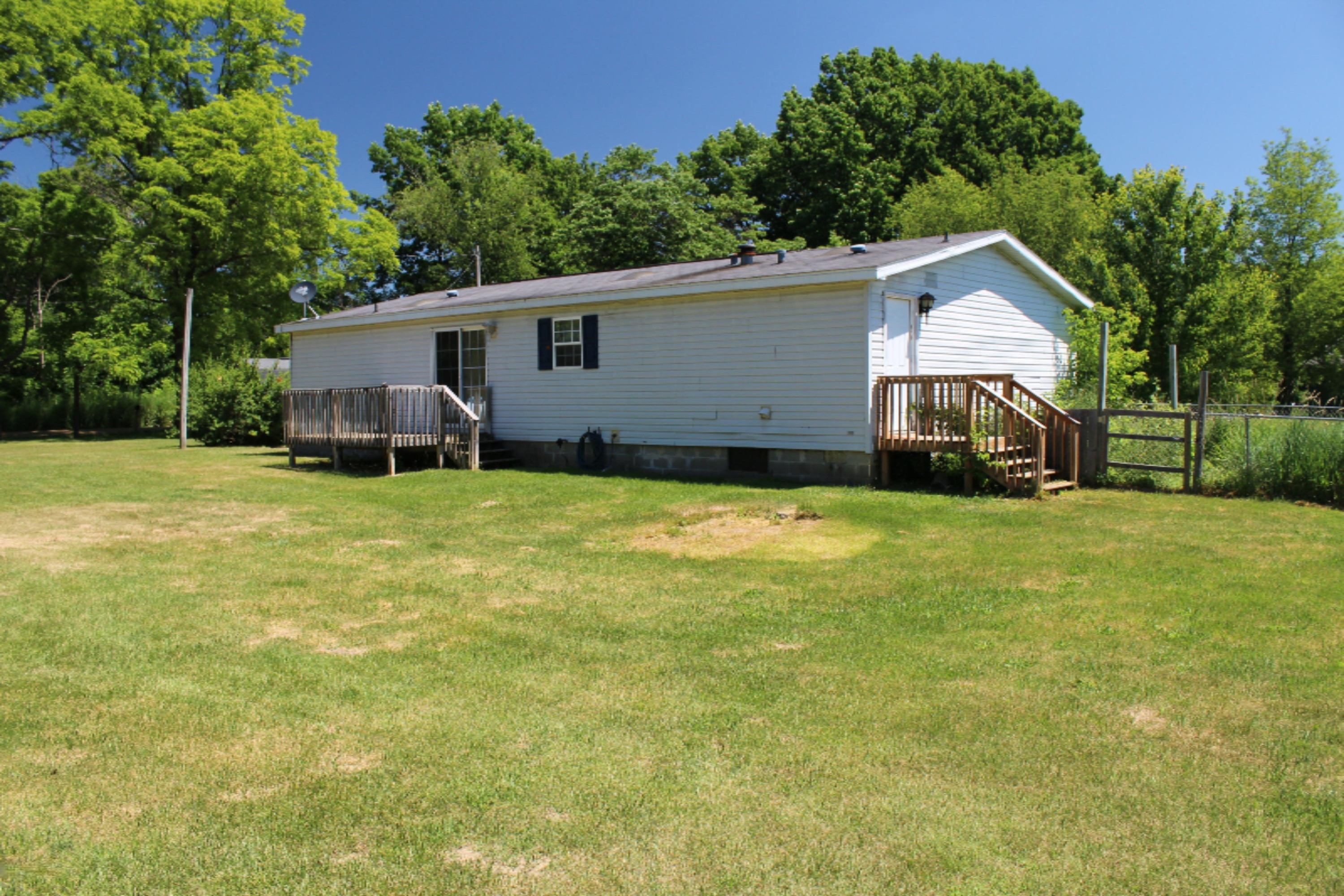 4735 Waldorf Road Delton, MI 49046 - Photo 15 of 16 IMG_5842