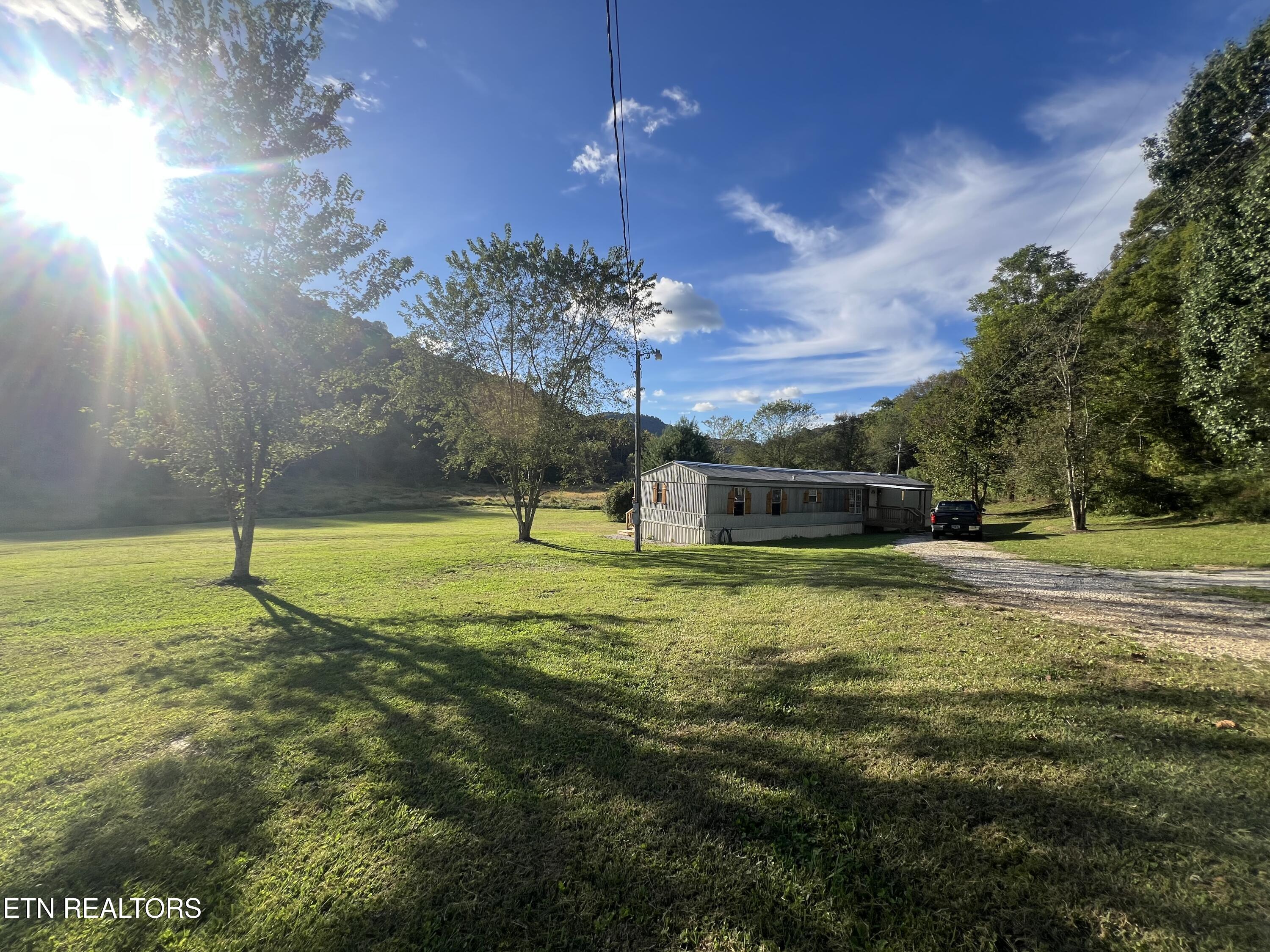 5060 Buffalo Road Oneida, TN 37841 - Photo 11 of 30 IMG_1487