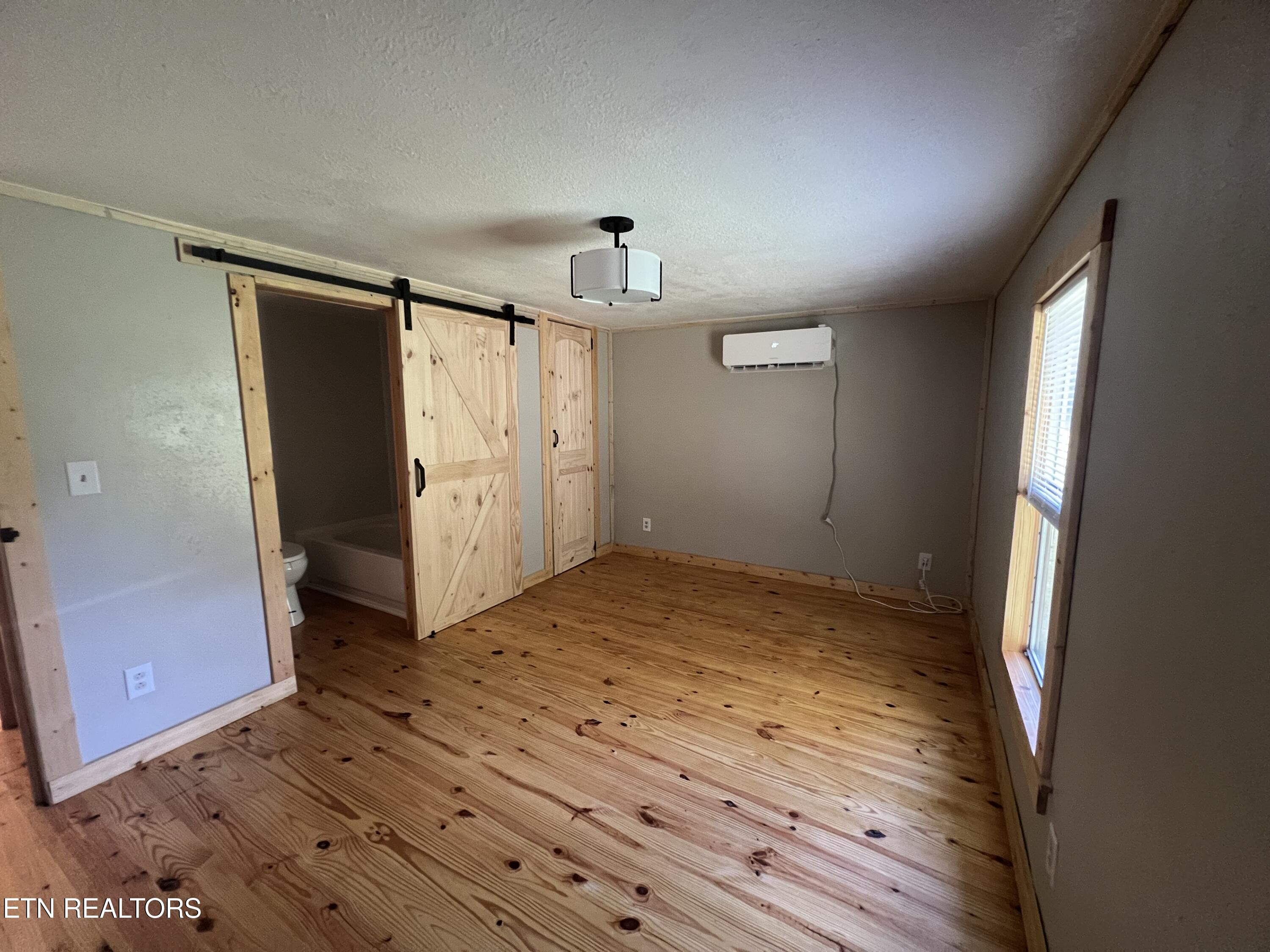 5060 Buffalo Road Oneida, TN 37841 - Photo 29 of 30 IMG_1475 (1)