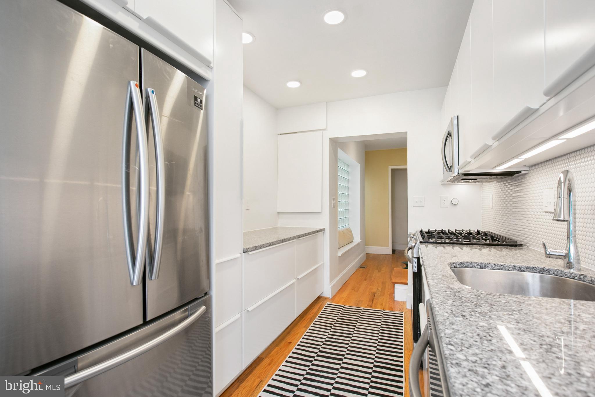 1438 Riverside Avenue Baltimore, MD 21230 - Photo 12 of 36