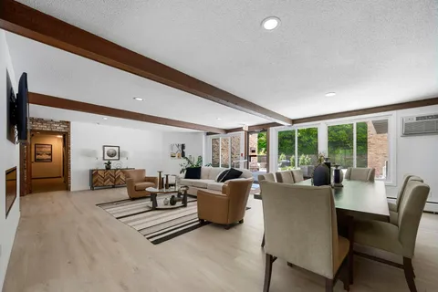 $330,000 | 205 Barry Avenue South, Unit 117, Wayzata, MN 55391