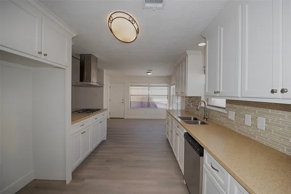 $2,200 | 11406 Sagewind Drive, Houston, TX 77089