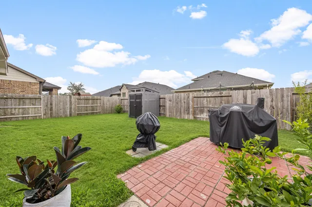 $425,000 | 17068 Easter Lily Drive, Conroe, TX 77385