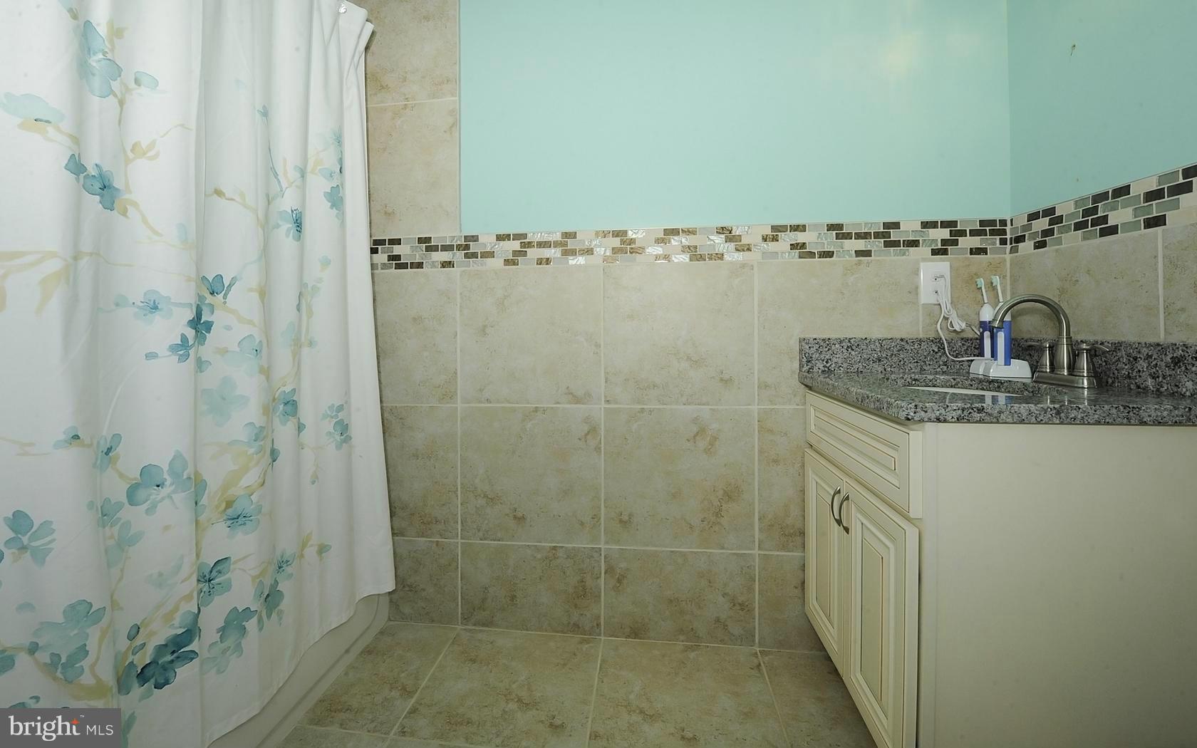 3400 Taney Road Baltimore, MD 21215 - Photo 27 of 30 Bath