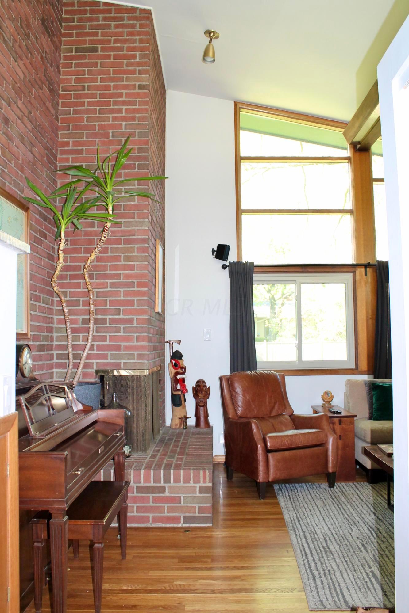 2340 Middlesex Road Columbus, OH 43220 - Photo 7 of 53 Gallery Image 7