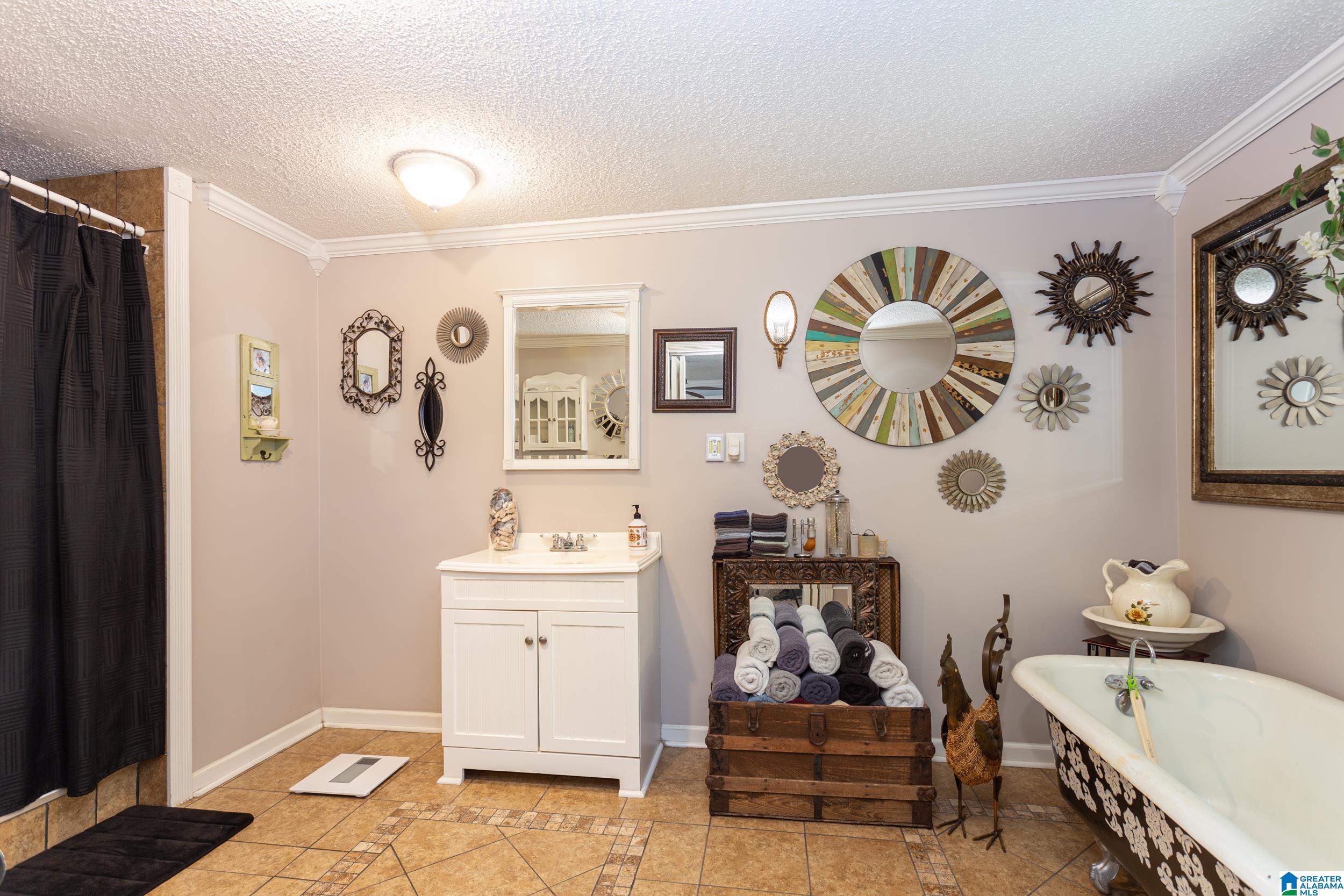 1055 Collins Road Ohatchee, AL 36271 - Photo 18 of 42